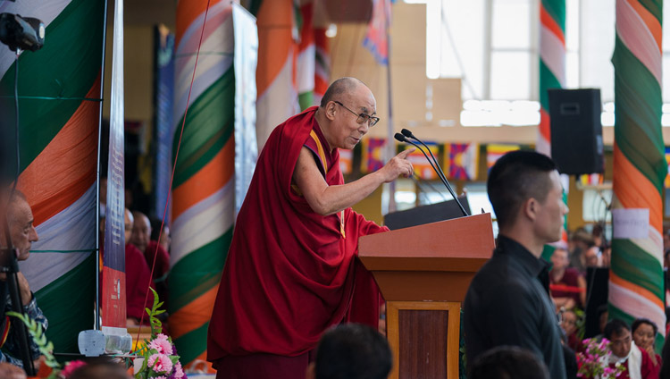 Sua Santità il Dalai Lama durante la celebrazione “Grazie India” presso il Tempio Tibetano Principale di Dharamsala, India, 31 marzo 2018. Foto di Tenzin Choejor