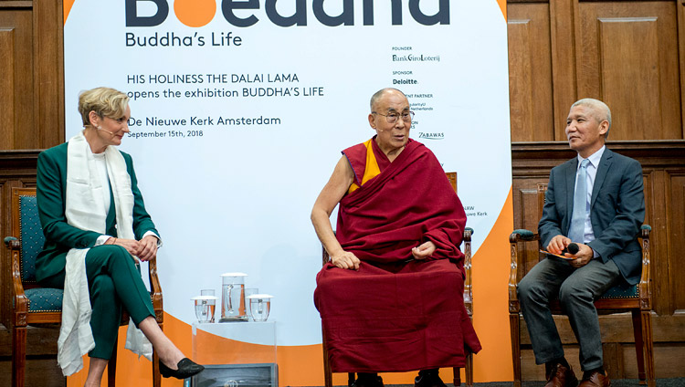 Sua Santità il Dalai Lama durante la conferenza stampa presso la Nieuwe Kerk di Amsterdam, Paesi Bassi, il 15 settembre 2018. Foto di Jurjen Jonkers