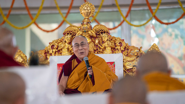 Sua Santità il Dalai Lama durante la Cerimonia di Lunga Vita a Bodhgaya, Bihar, India, il 31 dicembre 2018. Foto di Lobsang Tsering