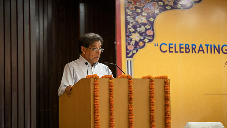 Siddiq Wahid accoglie gli ospiti e i partecipanti alla conferenza "Celebrare la diversità nel mondo musulmano" presso il Centro Internazionale dell'India a Nuova Delhi, India, il 15 giugno 2019. Foto di Tenzin Choejor