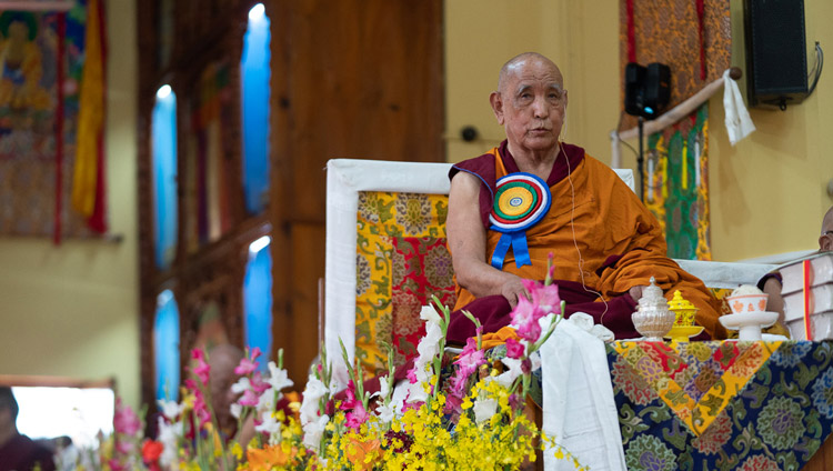 Gaden Tri Rinpoche in occasione del 600° anniversario della nascita del fondatore del monastero di Gyutö a Dharamsala, India, il 2 novembre 2019. Foto di Tenzin Choejor