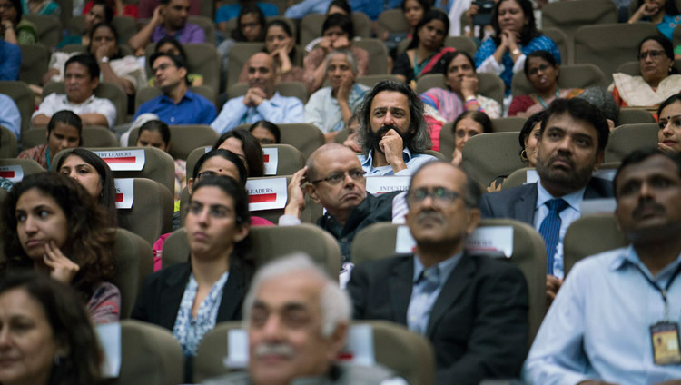   Il pubblico durante l’intervento di Sua Santità il Dalai Lama alla presentazione del Master in Etica Secolare presso il Tata Institute of Social Sciences. Mumbai, 14 agosto 2017. (Foto di Tenzin Choejor/OHHDL)