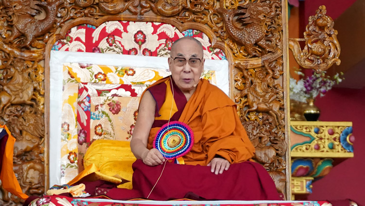 Sua Santità il Dalai Lama interviene durante il resoconto della Emory Tibet Science Initiative (ETSI). Monastero di Drepung Gomang, Mundgod, Karnataka, India, il 14 dicembre 2019. Foto di Lobsang Tsering