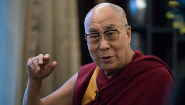 Sua Santità il Dalai Lama si congratula con il Vice Presidente indiano neo eletto