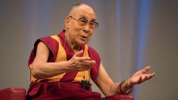 Sua Santità il Dalai Lama si congratula con il Nuovo Presidente del Sudafrica