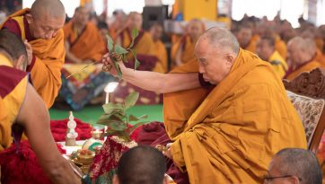 Riti preliminari per l’iniziazione di Vajrabhairava Tredici Divinità