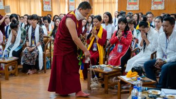 Secondo giorno di incontro con i gruppi di praticanti vietnamiti