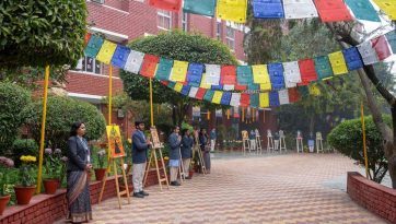 Parlare di etica secolare con il Salwan Education Trust Delhi