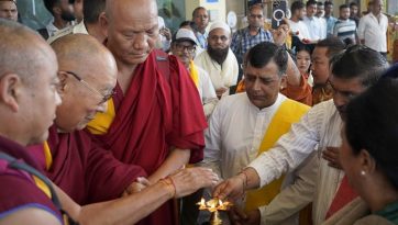 Sua Santità il Dalai Lama torna a Dharamsala