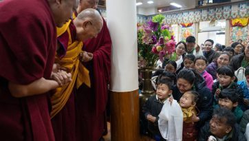 Preghiere di lunga vita da Gaden Phodrang e dal Monastero di Namgyal