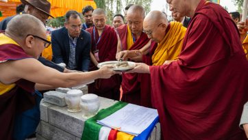 Posa della prima pietra del nuovo Jokhang a Leh e benedizione del Centro di Dharma a Choglamsar